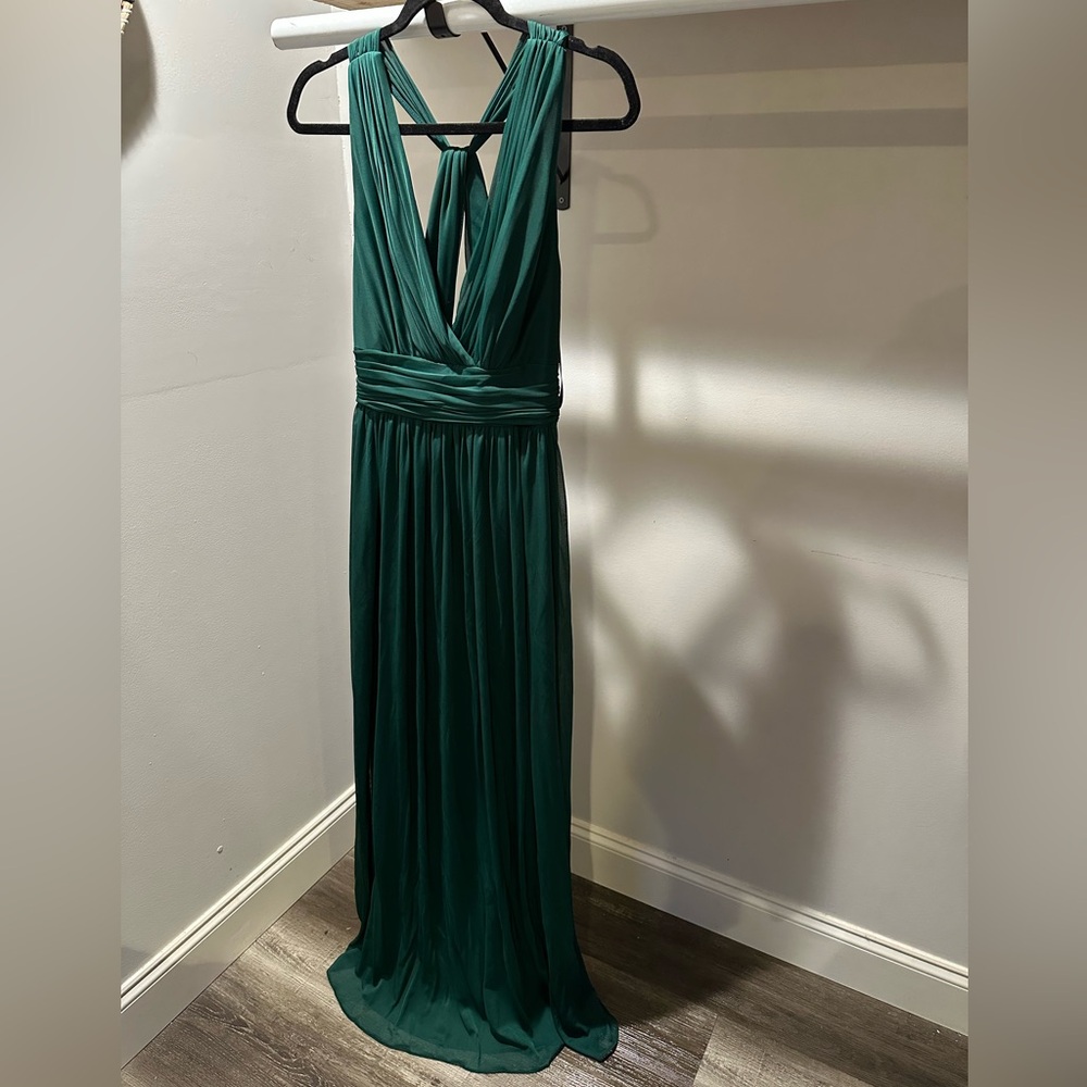 Like new Alfred Sung hunter green bridesmaid dress